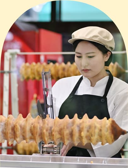 パティシエ 佐藤 あきよ